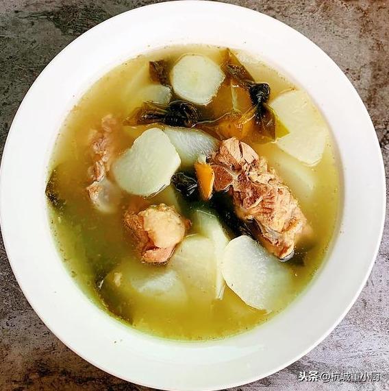 萝卜海带排骨汤的做法（排骨萝卜海带汤怎么炖最好喝）(1)