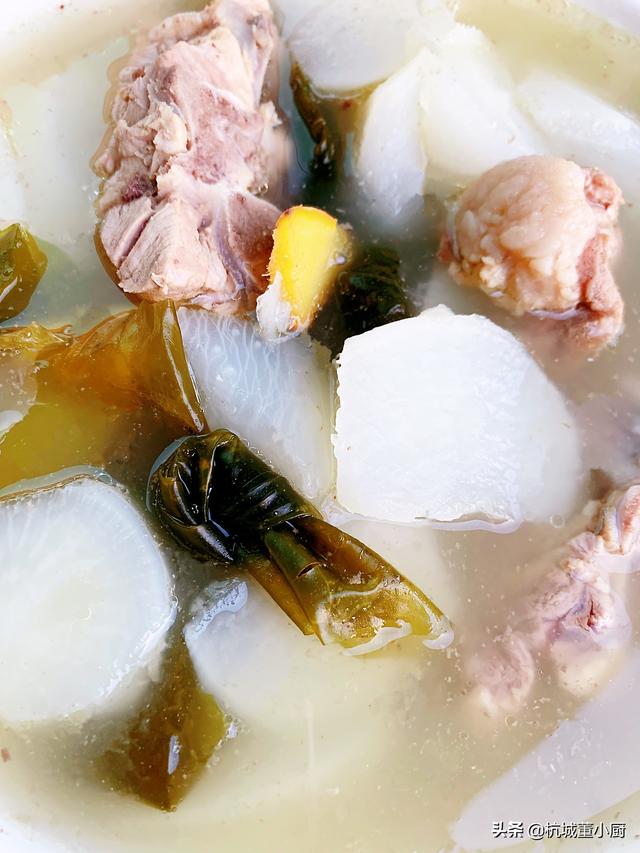 萝卜海带排骨汤的做法（排骨萝卜海带汤怎么炖最好喝）(2)