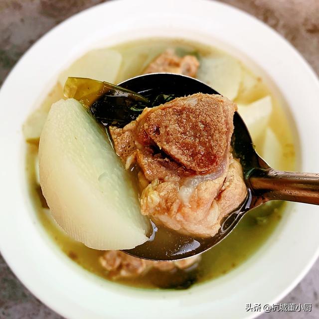 萝卜海带排骨汤的做法（排骨萝卜海带汤怎么炖最好喝）(3)