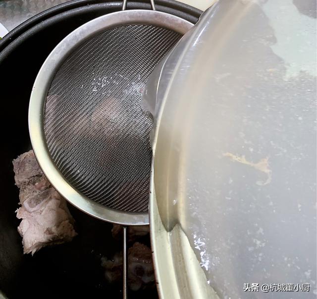 萝卜海带排骨汤的做法（排骨萝卜海带汤怎么炖最好喝）(9)