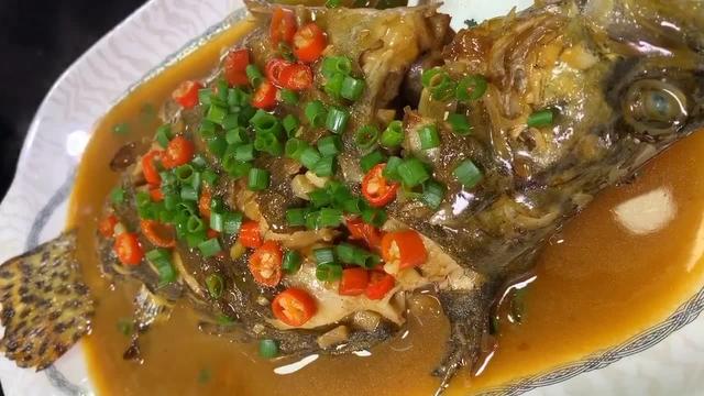 红烧桂鱼怎么做最好吃窍门（红烧桂鱼最正宗的做法）(1)