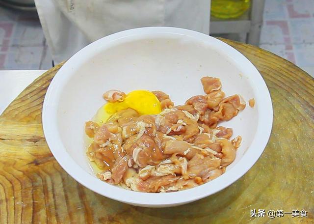 锅巴肉片的做法窍门（锅巴肉片的经典做法）(4)