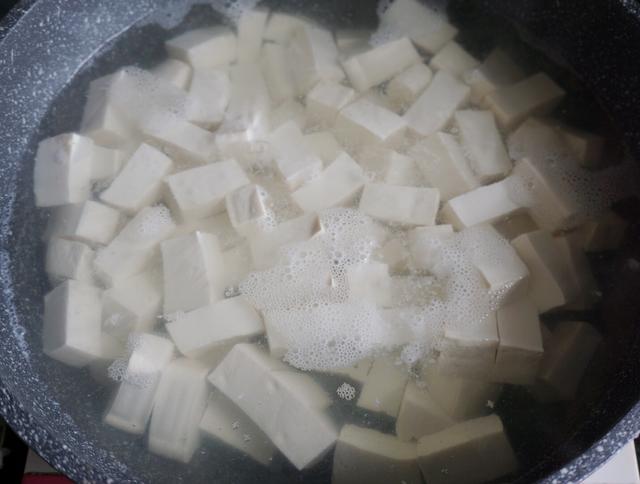 家常版红烧豆腐怎么做（红烧豆腐的家常做法）(4)
