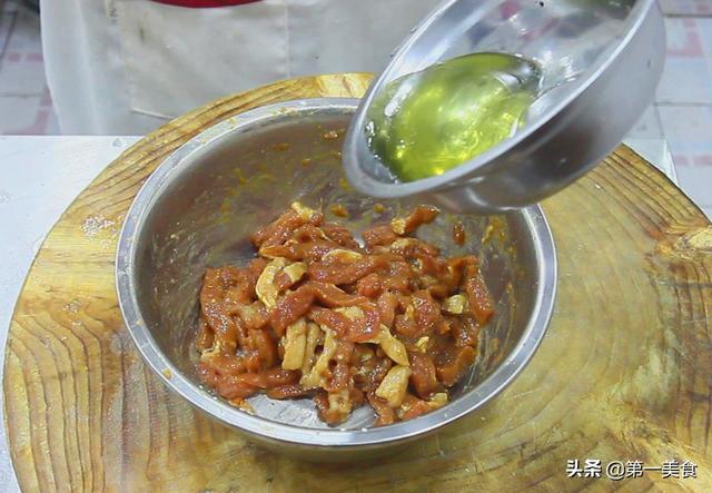 杭椒牛柳怎么做好吃（杭椒牛柳的正确做法）(5)