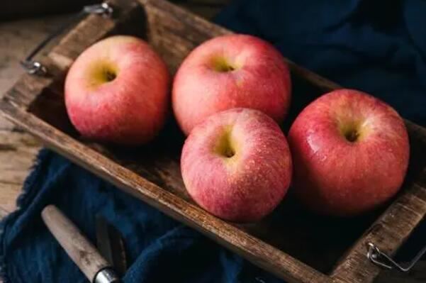 世界十大公认最营养的水果品种：黑莓上榜，苹果排第一位