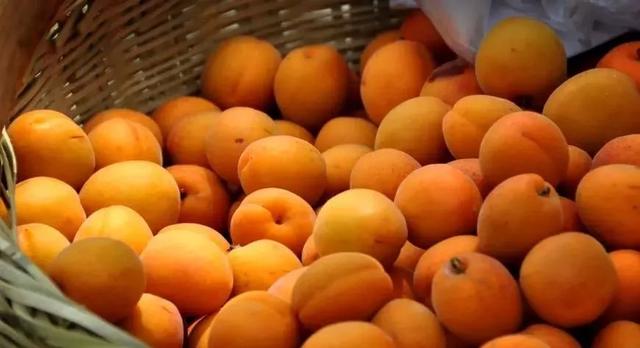 杏罐头的做法窍门（杏罐头怎么做好吃）(1)