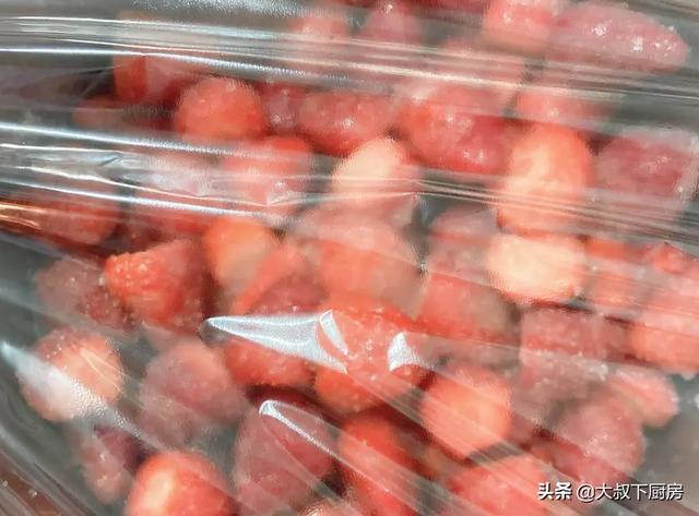 草莓酸怎么变甜（草莓果酱怎么做最简单方法）(7)