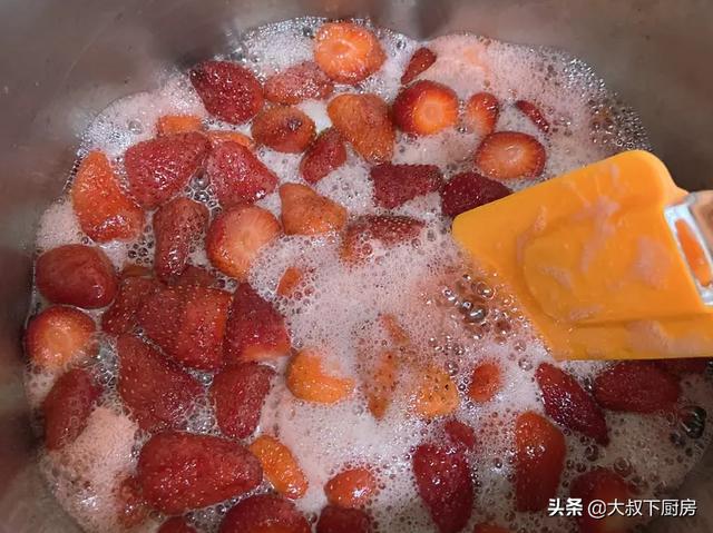 草莓酸怎么变甜（草莓果酱怎么做最简单方法）(6)