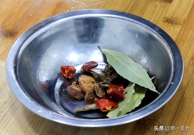 家常番茄牛腩简单做法（番茄炖牛腩怎样做入味）(6)