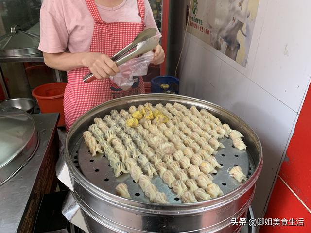 玉米馅饺子怎么调馅（怎么样做光头佬饺子）(1)