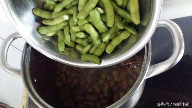 花生和毛豆一起煮的方法（大排档的花生毛豆在家做）(8)