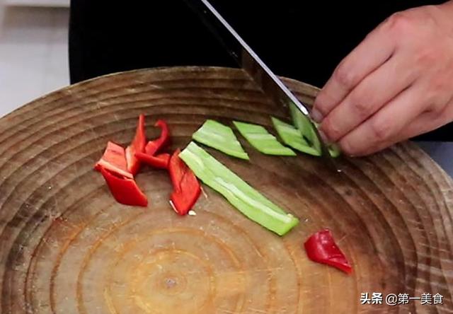 杏鲍菇炒肉片家常做法（杏鲍菇炒肉片怎么做好吃）(6)