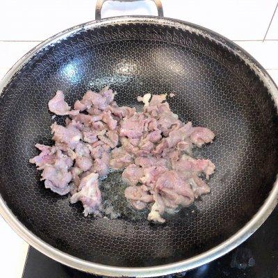 辣椒爆炒牛肉的做法窍门（辣椒炒牛肉怎样牛肉不老）(4)