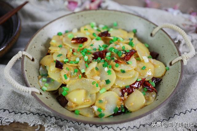 土豆家常菜做法大全（土豆的18道经典美味）(10)