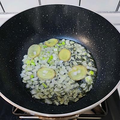 油菜香菇怎么炒好吃又简单易学（最简单的香菇油菜的做法）(5)