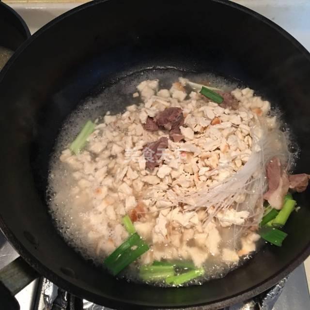 陕西名吃羊肉泡馍怎么做（陕西羊肉泡馍最正宗的做法视频）(20)