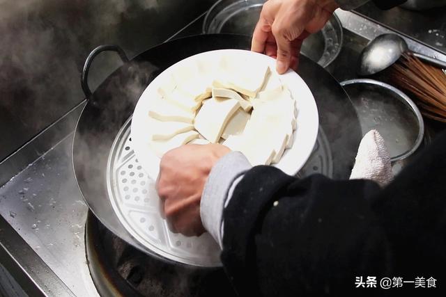 肉末豆腐的好吃做法（厨师长教你做家常肉末炒豆腐）(5)