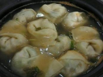砂锅馄饨怎么做好吃（营养好吃的馄饨的做法窍门）(3)