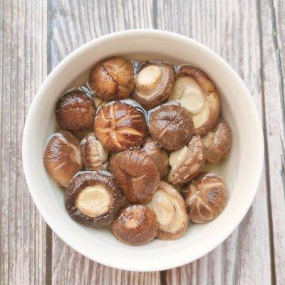 排骨玉米菌菇汤的做法（菌菇排骨汤都放什么菜好吃）(4)