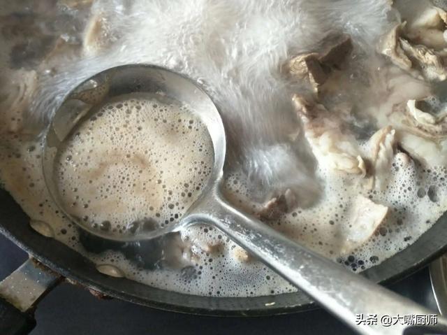 炖羊汤放什么调料好吃（一般的炖羊汤都应该放什么调味）(5)