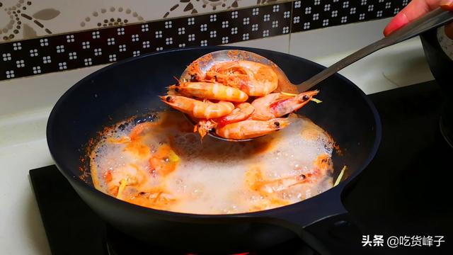 水煮海虾怎么做好吃（水煮虾的正确方法简单的）(8)