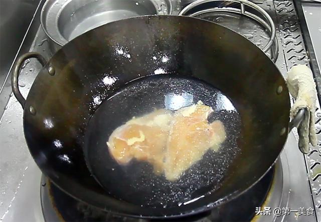 家常手撕鸡怎么做好吃（在家做个手撕鸡咸香下饭太好吃了）(4)