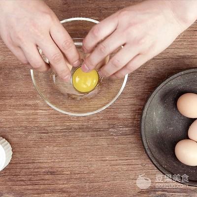 银鱼跑蛋怎么做好吃窍门（银鱼跑蛋的做法和配方）(4)