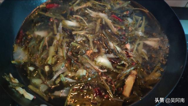 最简单的酸菜鱼的做法（正宗酸菜鱼的做法鱼片洗三遍）(15)