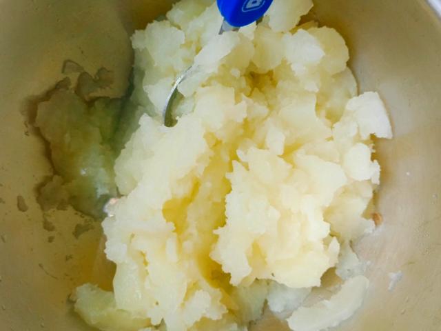 土豆凉皮的正确做法（土豆凉皮做法最简单的）(4)