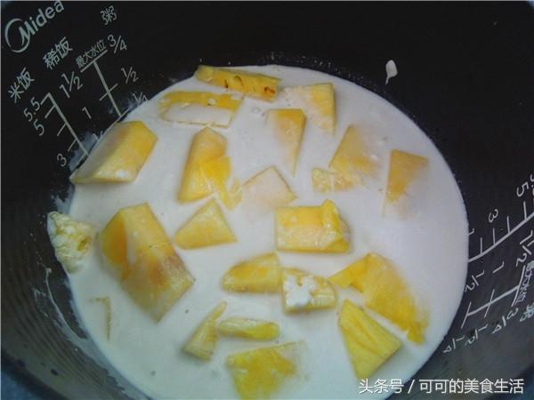 菠萝饭的家庭做法（甜糯菠萝饭的正确做法）(7)