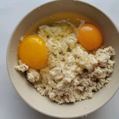 燕麦韭菜鸡蛋饼的做法（荠菜豆腐鸡蛋饺子馅的做法）(4)