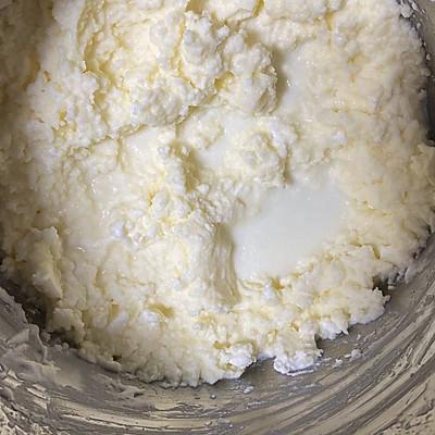 怎么样拿黄油做奶油（黄油制作奶油的正确方法）(5)