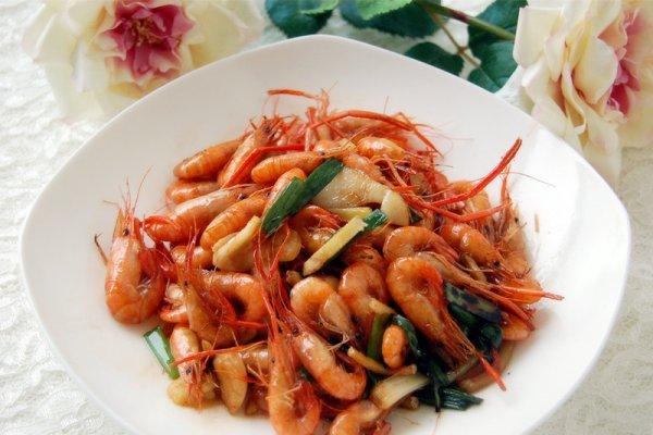 杭帮菜元宝虾的做法（油爆虾杭帮菜的做法）(1)