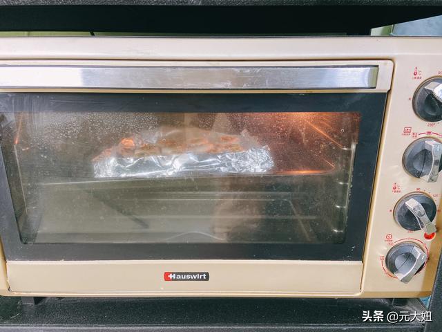 家庭烤箱版烤口蘑的做法（烤箱烤口蘑的正宗做法）(9)