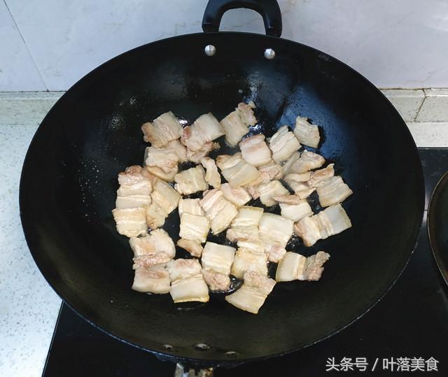 高笋炒五花肉怎么好吃（五花肉炒笋片的正确方法）(6)
