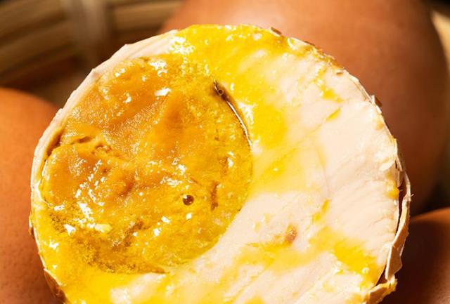 腌鸡蛋的家常做法花样（酱油醋腌鸡蛋的做法大全）(3)