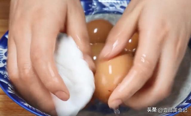 鸡蛋和面粉最快的做法（三种鸡蛋最简单的做法不用面粉）(2)
