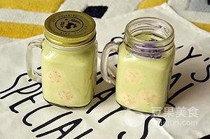 牛油果奶昔的制作方法（清新浓郁的牛油果奶昔怎么做）(6)