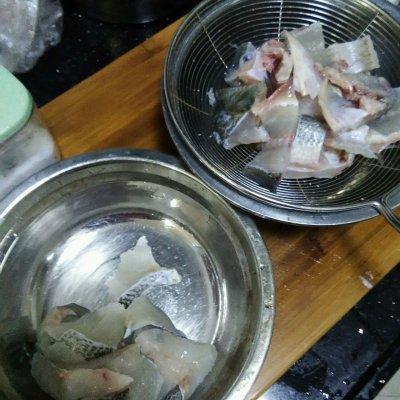 最简单的酸菜鱼的做法新手（手残党必学菜谱之酸菜鱼）(4)