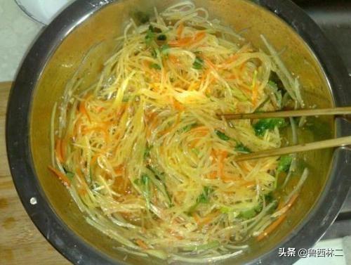 炝炒土豆丝最好吃的做法（炝土豆丝的家常做法简单）(5)