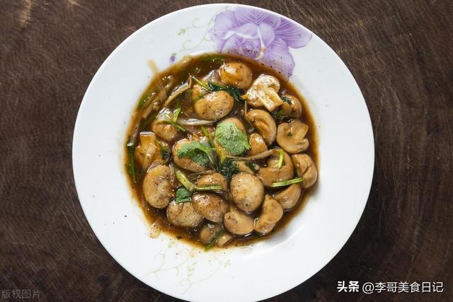 冬瓜蘑菇汤的做法（冬瓜口蘑怎么炒好吃）(1)